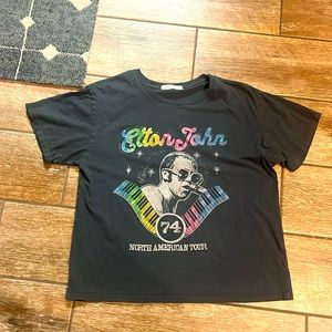 Daydreamer Elton John tshirt, black with graphic, worn twice, no tag